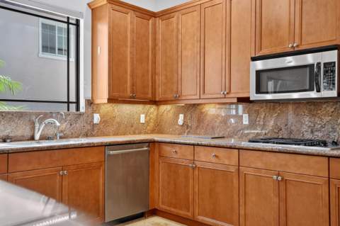 125 NW Gardener Street, Boca Raton FL - photo 22 of 76