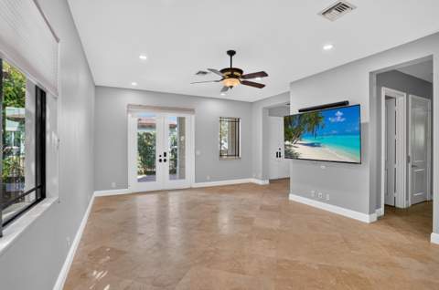 125 NW Gardener Street, Boca Raton FL - photo 14 of 76