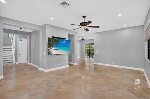 125 NW Gardener Street, Boca Raton FL - photo 15 of 76