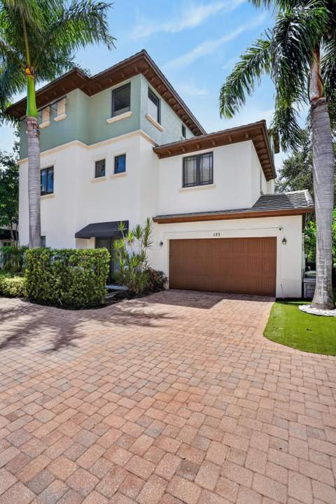 125 NW Gardener Street, Boca Raton FL - photo 12 of 76