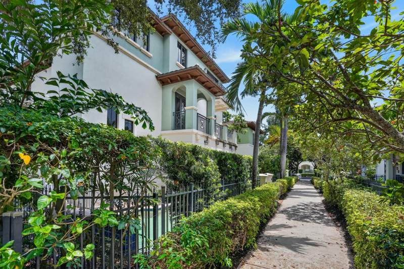3 bedroom Single Family Residence at 125 NW Gardener Street, Library Commons, Boca Raton — photo 5