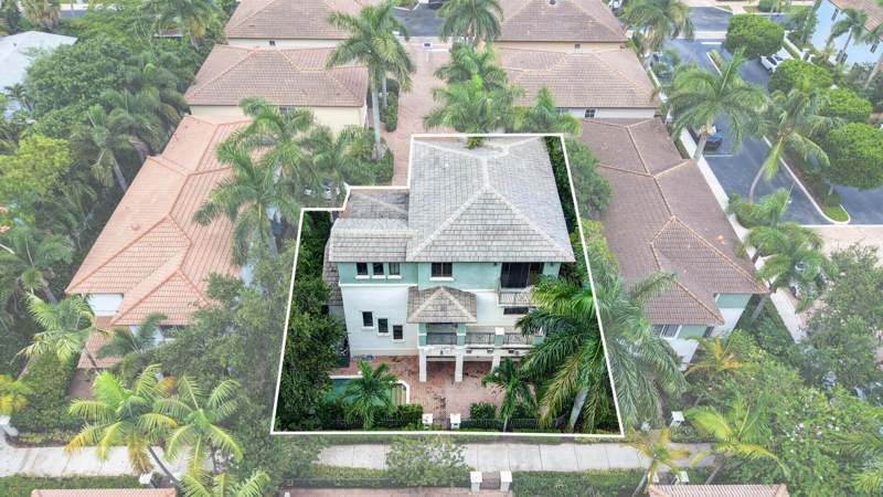 3 bedroom Single Family Residence at 125 NW Gardener Street, Library Commons, Boca Raton — photo 3