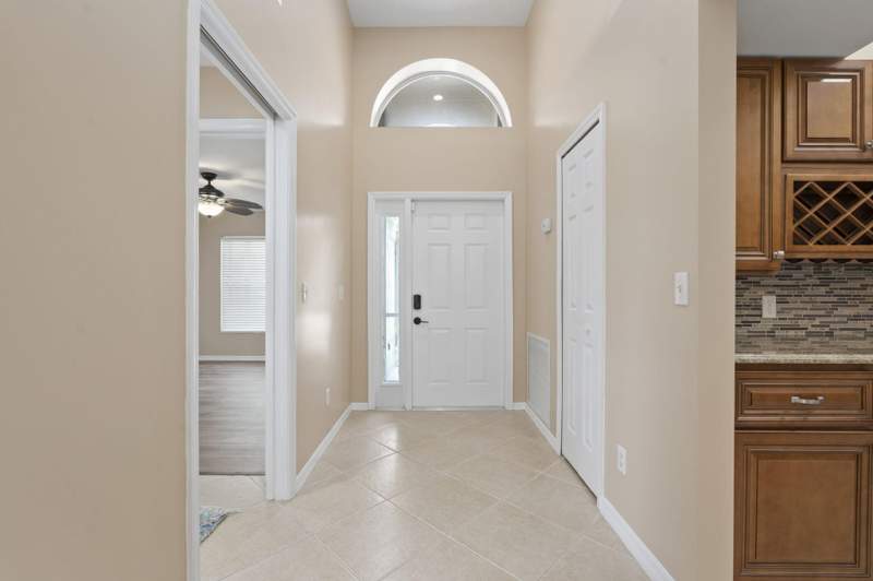 2 bedroom Villa at 4265 SE Brittney Circle, Gardens Of St Lucie, Port St. Lucie — photo 4