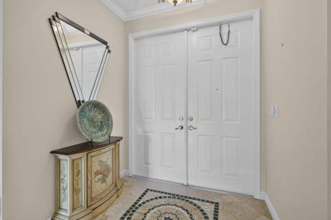 1158 Oakwater Drive, Royal Palm Beach FL - photo 6 of 48