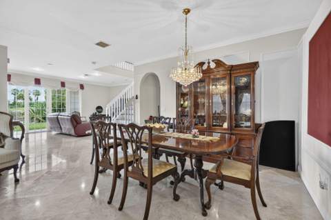 1158 Oakwater Drive, Royal Palm Beach FL - photo 10 of 48