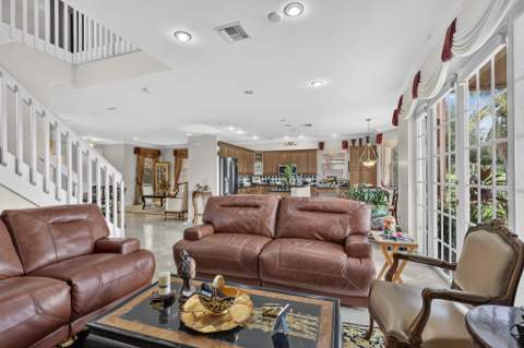 1158 Oakwater Drive, Royal Palm Beach FL - photo 15 of 48