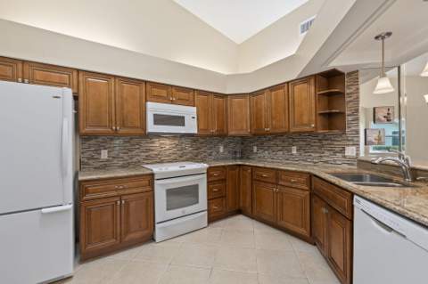 4265 SE Brittney Circle, Port St. Lucie FL - photo 10 of 39