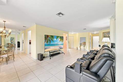 5219 Europa Drive #E, Boynton Beach FL - photo 7 of 50