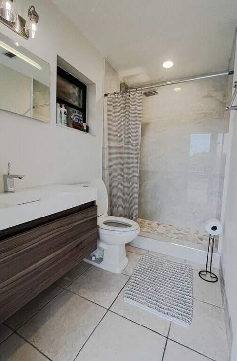 1104 Washington Street, Hollywood FL - photo 11 of 23