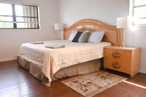 1104 Washington Street, Hollywood FL - photo 16 of 23