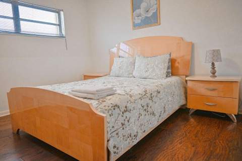 1104 Washington Street, Hollywood FL - photo 19 of 23