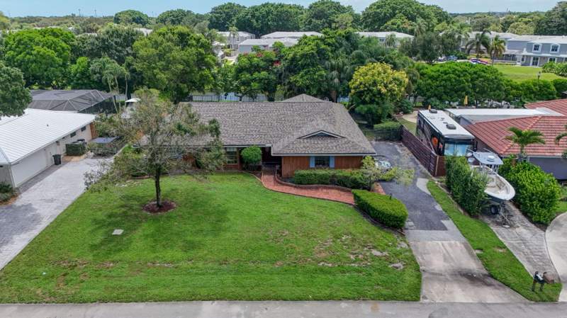 4 bedroom Single Family Residence at 4126 Hickory Drive, PGA National Golf Club Estates 1, Palm Beach Gardens — photo 3