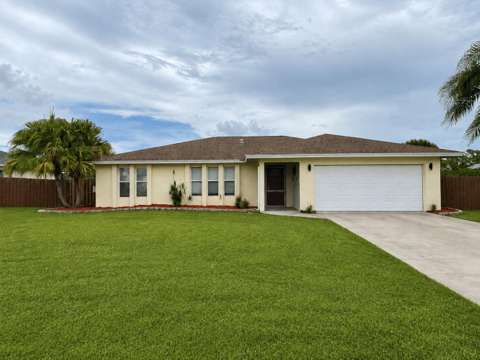 991 SE Brookedge Avenue, home for sale in Port St. Lucie 34983