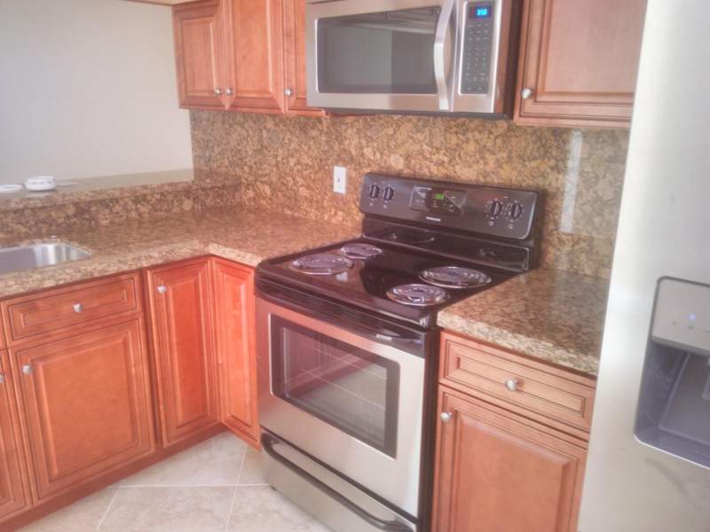 2 bedroom Condominium at 3710 Whitehall Drive #103, Whitehall Condo Of The Lands Of The President, West Palm Beach — photo 2