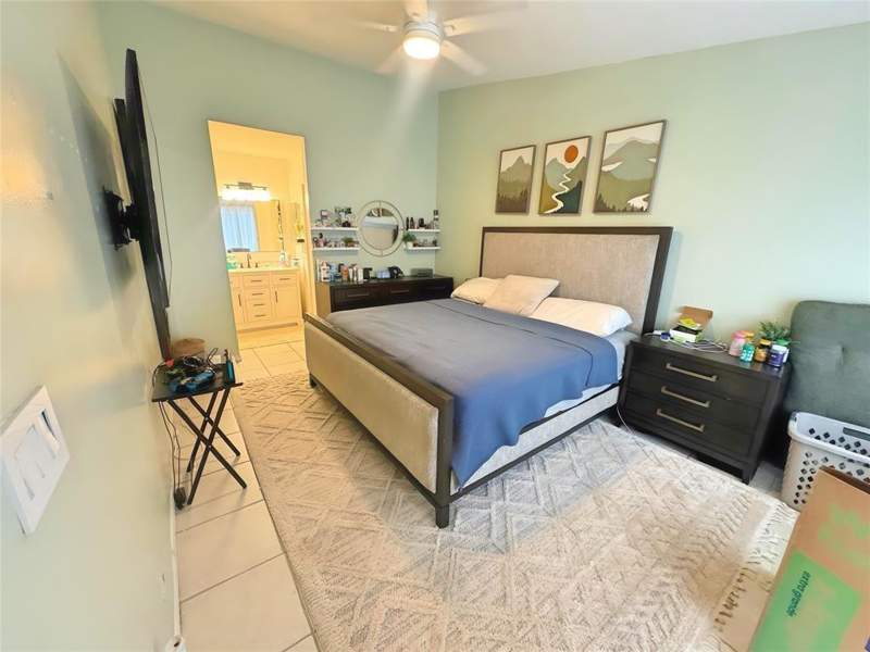 2 bedroom Villa at 8007 NW 71st Court, Woodmont Tracts 72 A & 72, Tamarac — photo 5