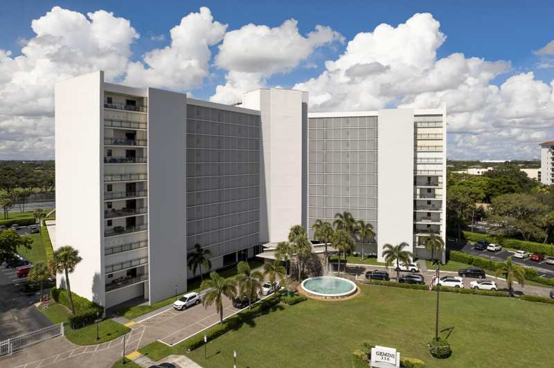 2 bedroom Condominium at 336 Golfview Road #708, Gemini Condo, North Palm Beach — photo 1