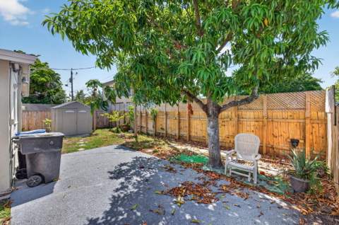 1718 NW 7th Street, Fort Lauderdale FL - photo 14 of 15