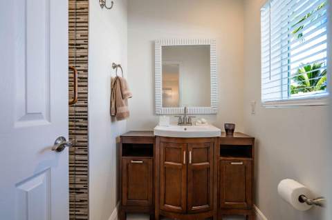 2401 NE 33rd Street, Lighthouse Point FL - photo 24 of 45