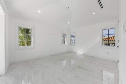 259 Oleander Avenue, Palm Beach FL - photo 20 of 33