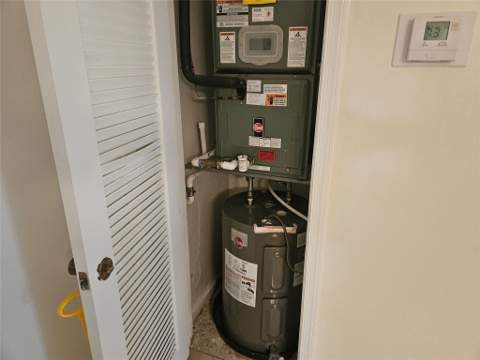 959 SE 2nd Avenue #117, Deerfield Beach FL - photo 6 of 45