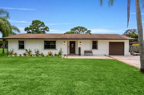 1292 SE Mendavia Avenue, home for sale in Port St. Lucie 34952