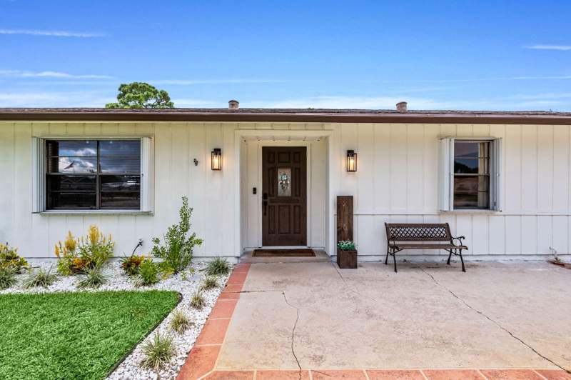 2 bedroom Single Family Residence at 1292 SE Mendavia Avenue, South Port St Lucie Unit 5, Port St. Lucie — photo 2