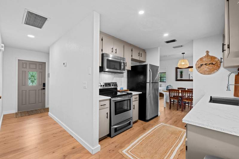 2 bedroom Single Family Residence at 1292 SE Mendavia Avenue, South Port St Lucie Unit 5, Port St. Lucie — photo 3