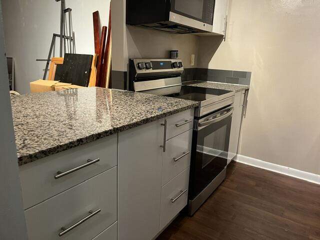 2 bedroom Townhouse at 584 Westree Lane #584, Village Townhouses-Jacaranda, Plantation — photo 4