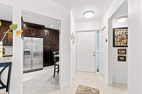 5450 Verona Drive #H, Boynton Beach FL - photo 6 of 47