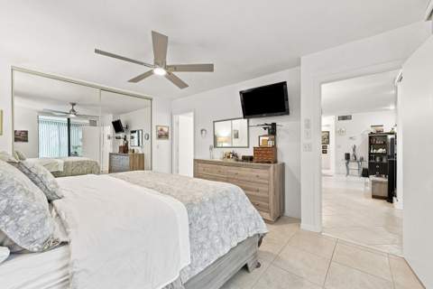 5450 Verona Drive #H, Boynton Beach FL - photo 16 of 47