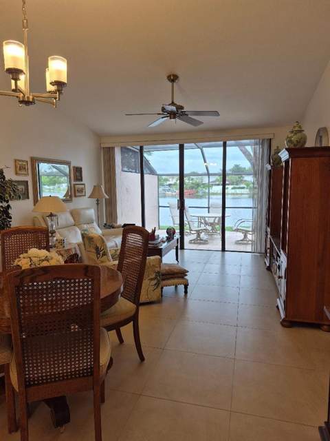 1273 NW 122nd Terrace, Pembroke Pines FL - photo 10 of 20