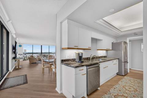 4100 N Ocean Drive #1904, Singer Island FL - photo 12 of 59