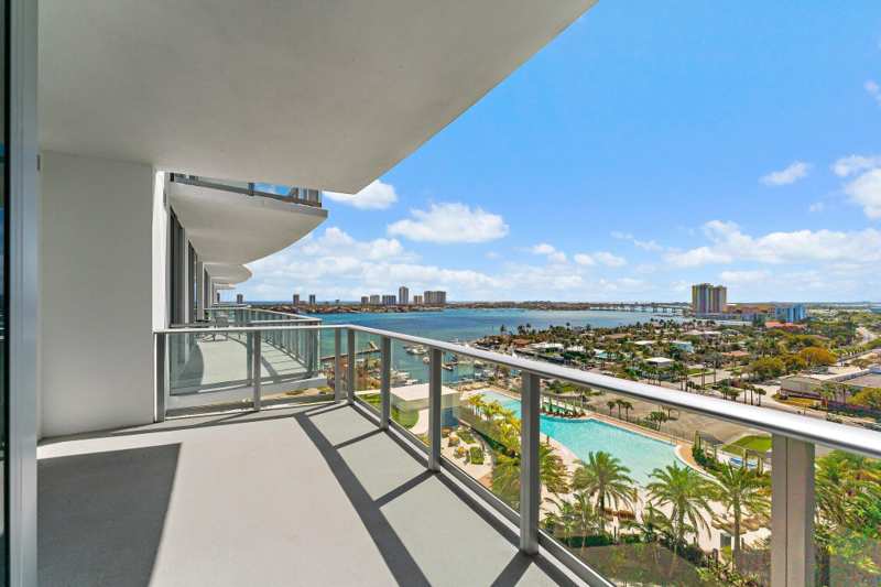 2 bedroom Condominium at 220 Lake Shore Drive #1219, Nautilus 220 Condo, Lake Park — photo 1