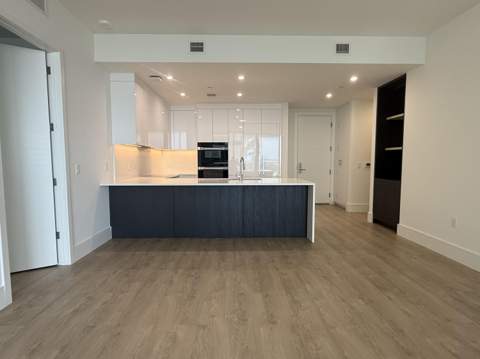 220 Lake Shore Drive #1219, Lake Park FL - photo 7 of 57