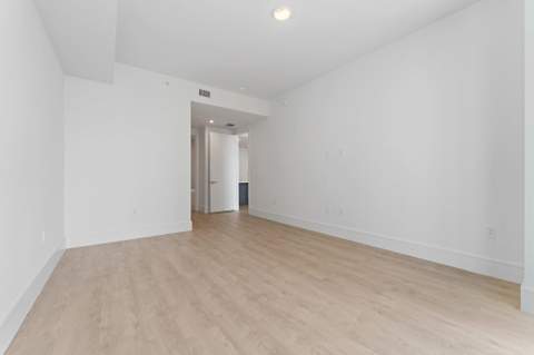 220 Lake Shore Drive #1219, Lake Park FL - photo 16 of 57