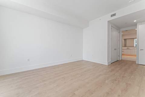 220 Lake Shore Drive #1219, Lake Park FL - photo 18 of 57