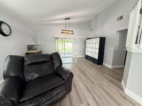 10866 Cambay Circle, Boynton Beach FL - photo 11 of 32