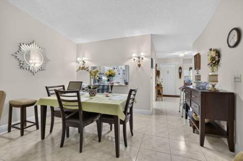2641 Gately Drive #1301, West Palm Beach FL - photo 15 of 51