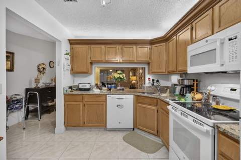 2641 Gately Drive #1301, West Palm Beach FL - photo 22 of 51