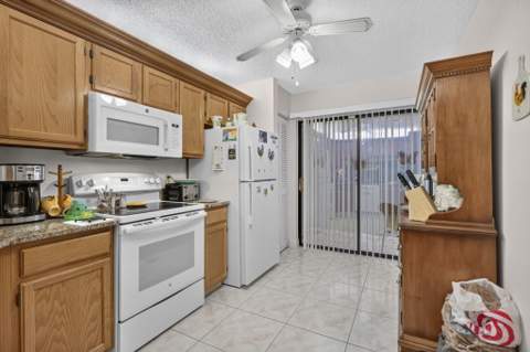 2641 Gately Drive #1301, West Palm Beach FL - photo 23 of 51