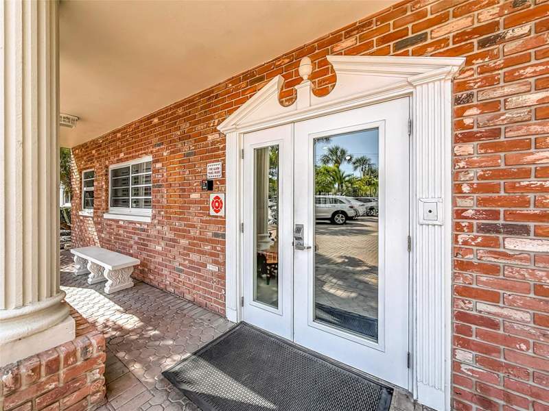 2 bedroom Condominium at 1198 Hillsboro Mile #334, Hillsboro Imperial Apts Condo, Hillsboro Beach — photo 5