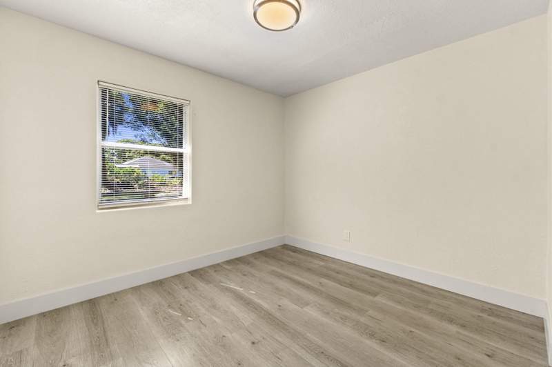 3 bedroom Single Family Residence at 205 N 21st Street, Floriana Park, Fort Pierce — photo 5