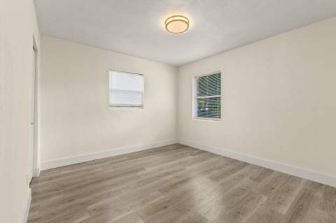 205 N 21st Street, Fort Pierce FL - photo 6 of 26
