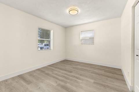 205 N 21st Street, Fort Pierce FL - photo 7 of 26