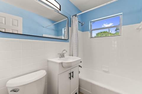 205 N 21st Street, Fort Pierce FL - photo 8 of 26