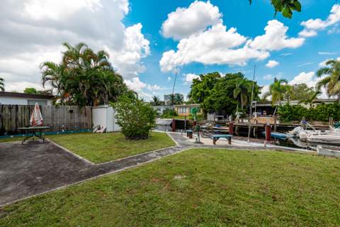 4521 SW 42nd Terrace, Dania Beach FL - photo 23 of 32