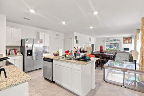12331 Rimini Way, Port St. Lucie FL - photo 6 of 38