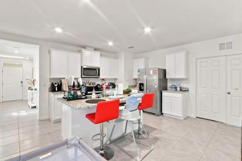 12331 Rimini Way, Port St. Lucie FL - photo 16 of 38