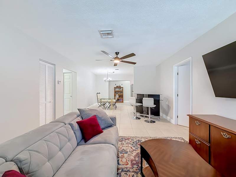 5 bedroom Single Family Residence at 3801 NE 4th Avenue, Tallman Pines 2nd Sec, Pompano Beach — photo 3