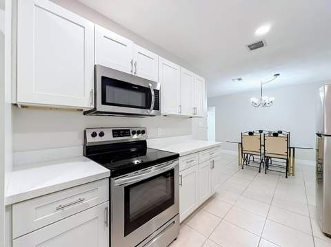 3801 NE 4th Avenue, Pompano Beach FL - photo 11 of 50